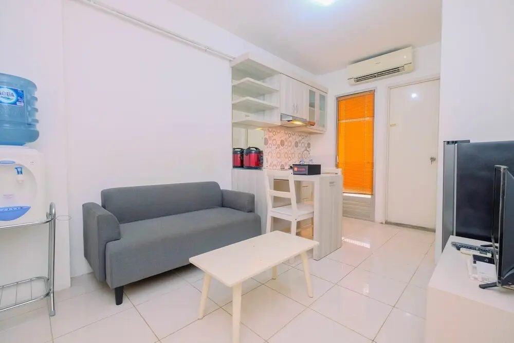 Джакарта: Relax 2Br Low Floor At Kalibata City Apartment