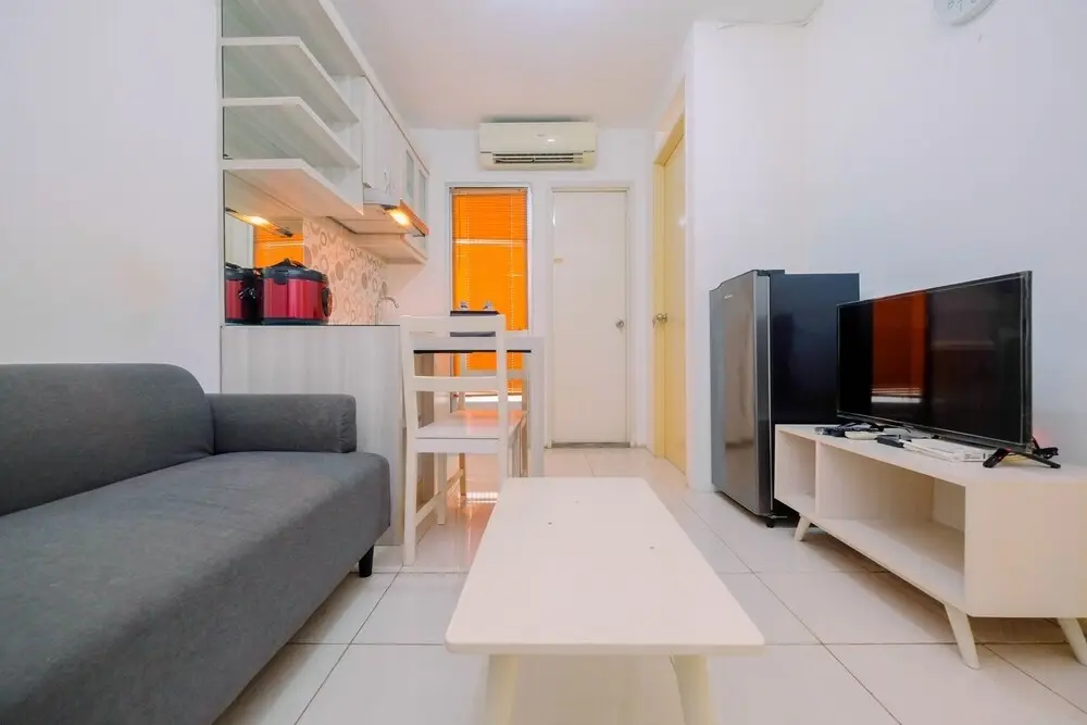 Relax 2Br Low Floor At Kalibata City Apartment — фото 1