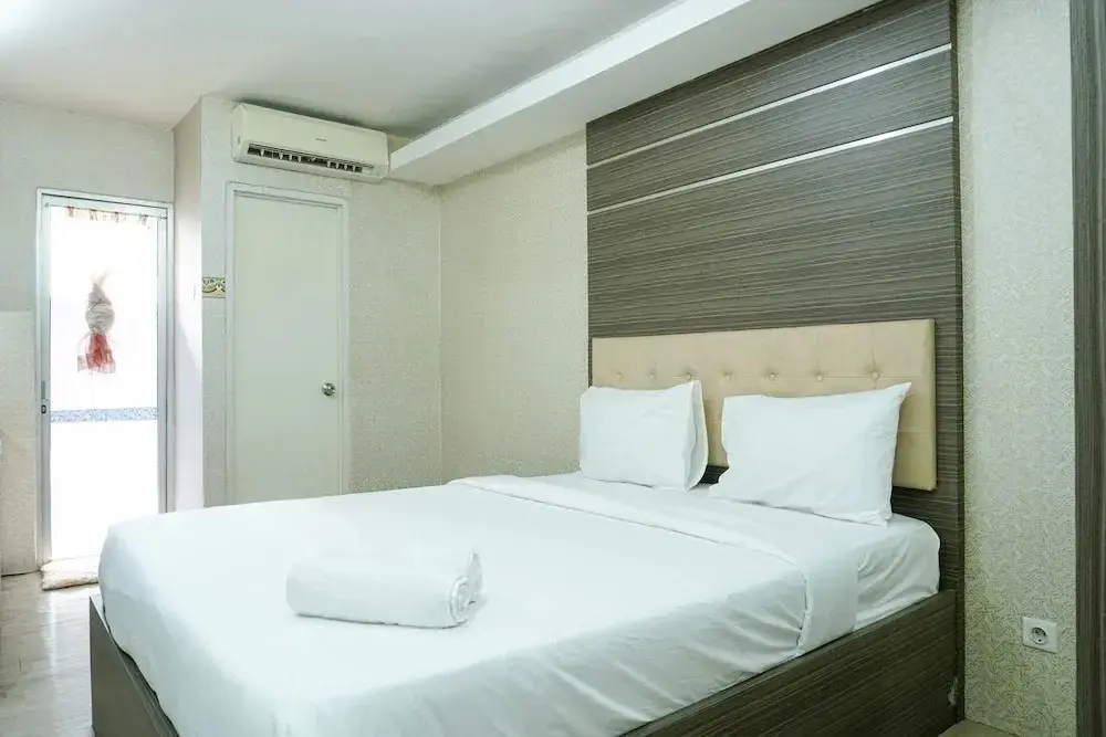 Джакарта: Wonderful and Cozy Studio at Green Palace Apartment