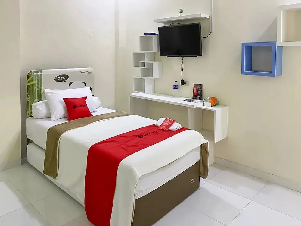 Бандар-Лампунг: RedDoorz Syariah near PKOR Lampung