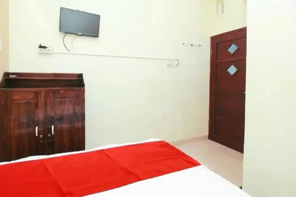 Маланг: RedDoorz Syariah near Universitas Merdeka Malang