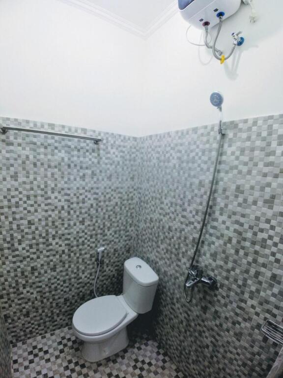 Бекаси: RedDoorz near Exit Toll Jatiwarna 2
