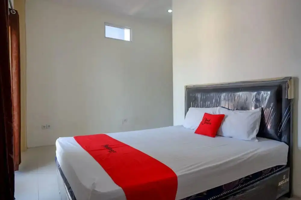 Суракарта: RedDoorz near Hartono Mall Solo