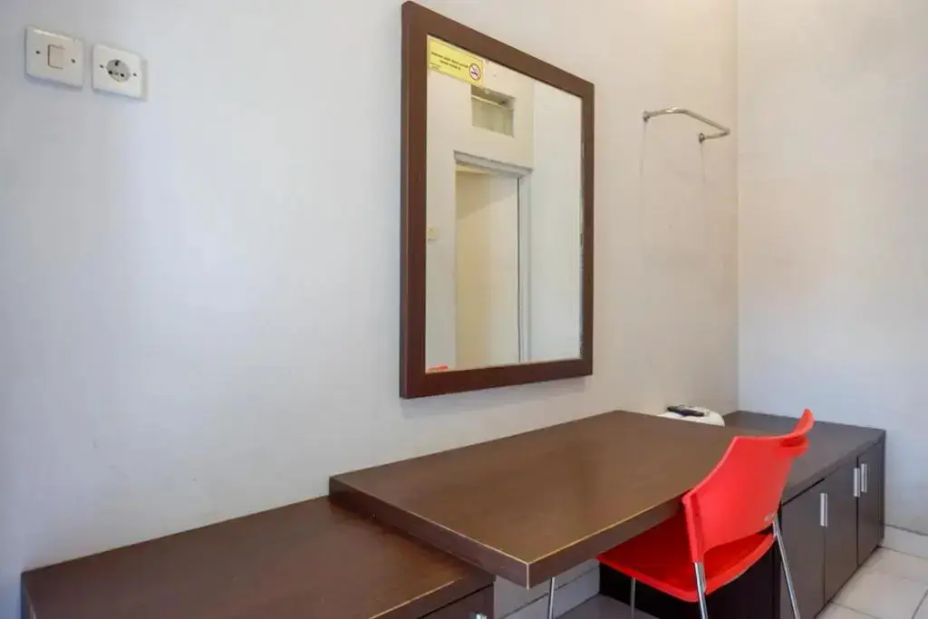 Семаранг: RedDoorz near Stasiun Tawang Semarang