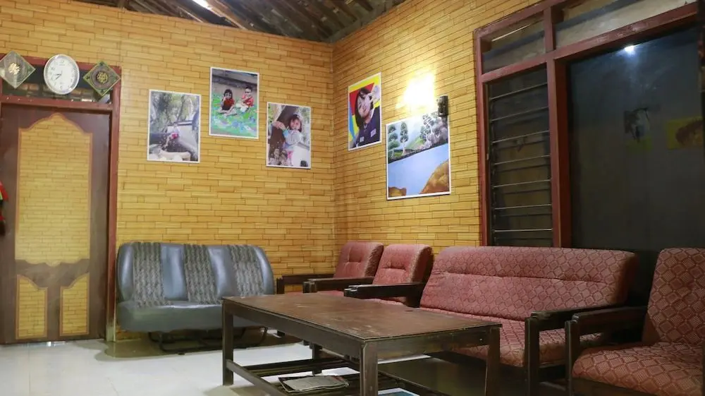 Харготирто: Homestay Cak Edi - Hostel
