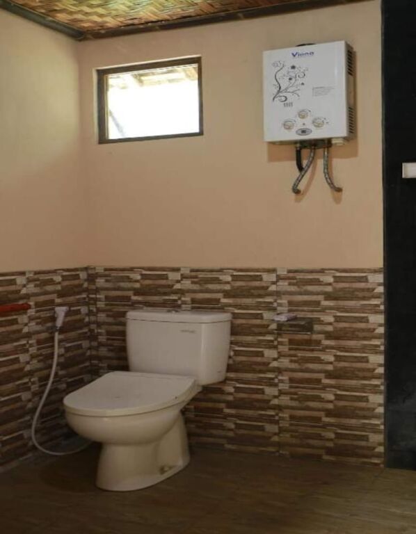 Харготирто: Homestay Mbak Karti