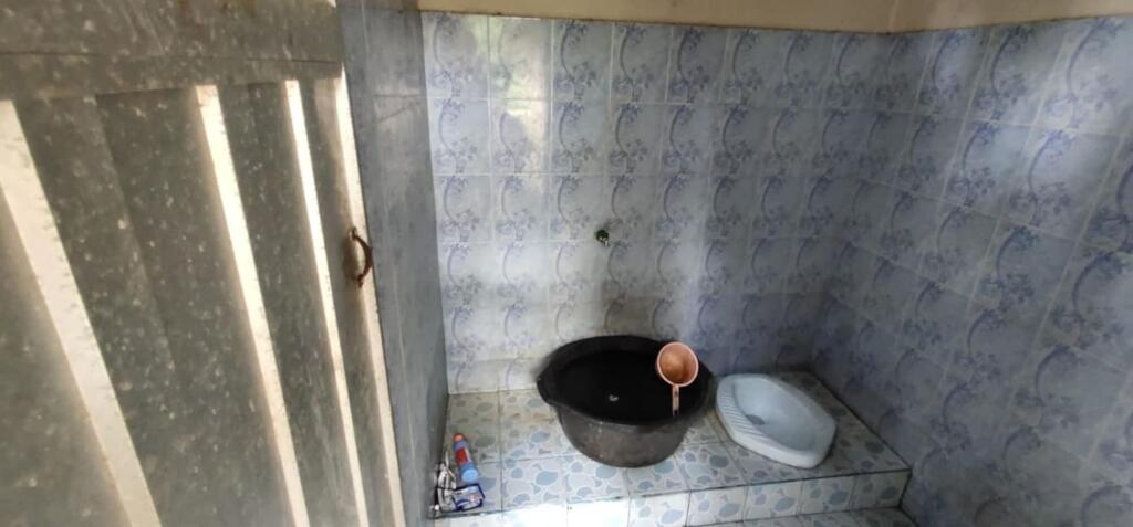 Батуретно: Natural Stone Homestay Syariah - Hostel
