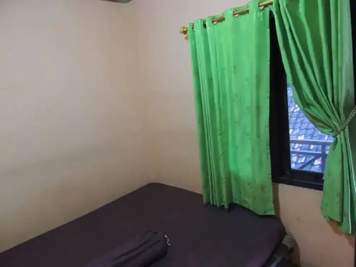 Вoнoсари: Penginapan Pratama