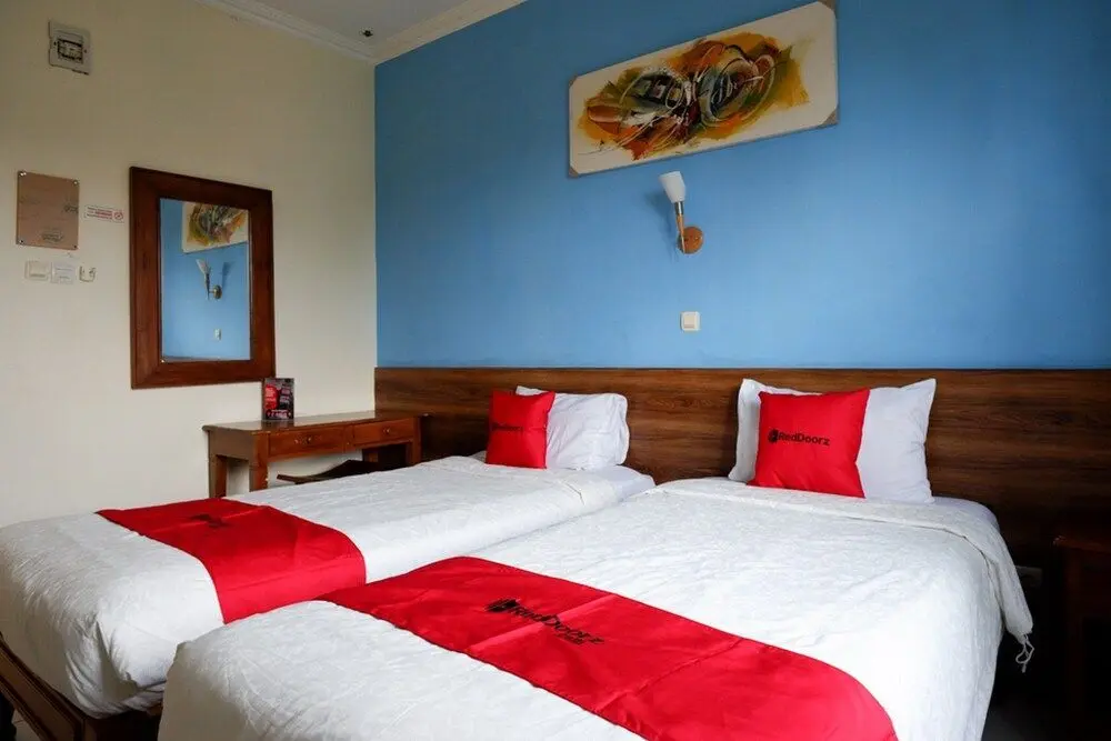 Джокьякарта: Reddoorz Near Lempuyangan Train Station
