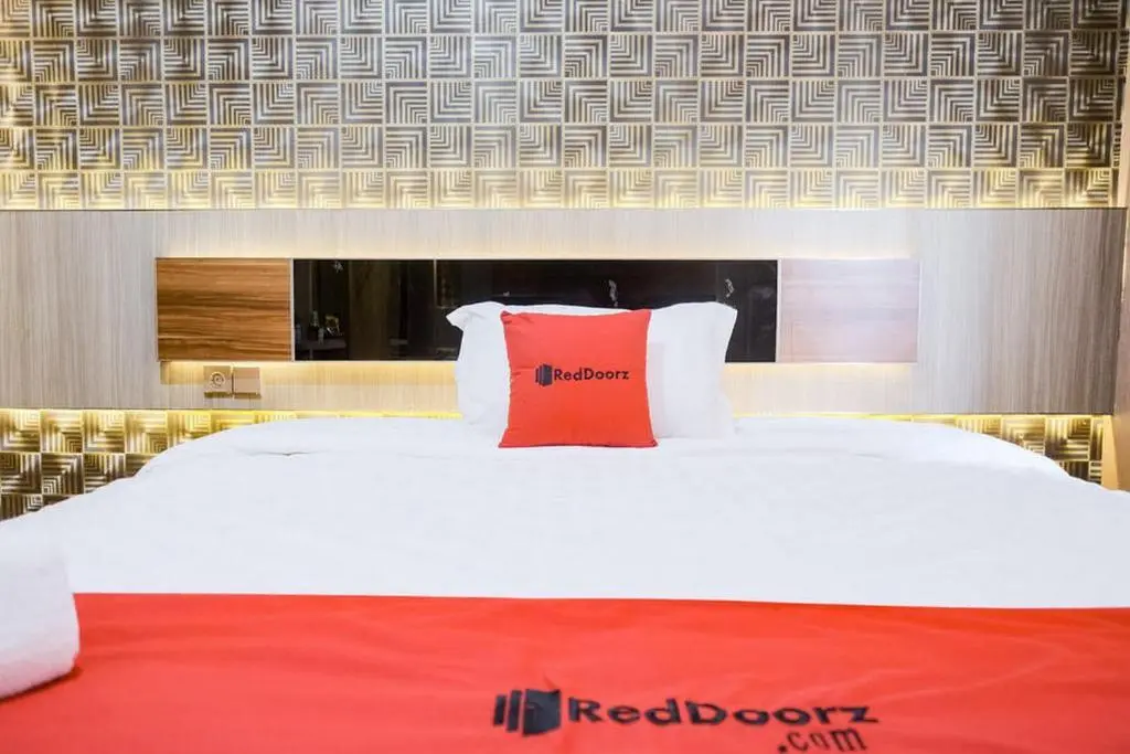 Медан: Reddoorz Plus @ Simpang USU Medan