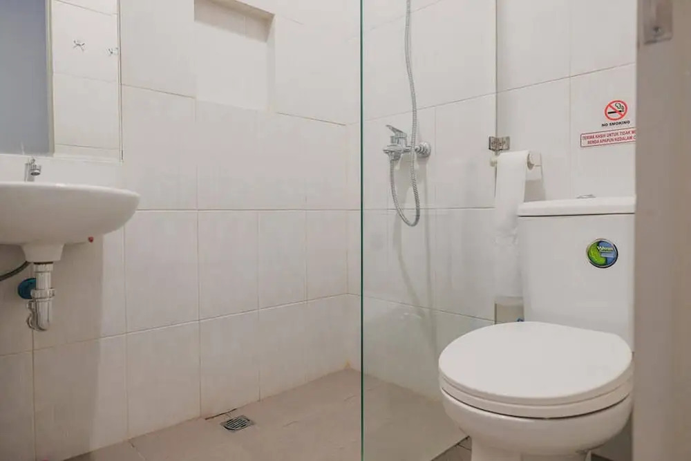 Джакарта: Reddoorz Plus Near Soekarno Hatta Airport Taman Mahkota