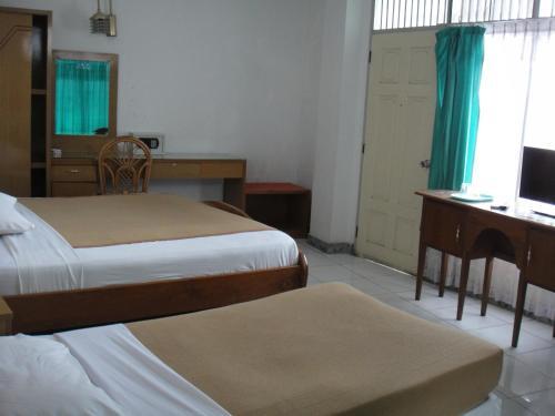 Букиттинги: Hotel Asia