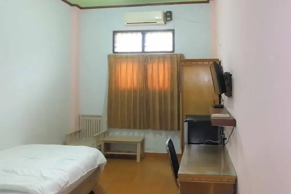 Понтианак: KoolKost Syariah @ Komplek Kost Dempo