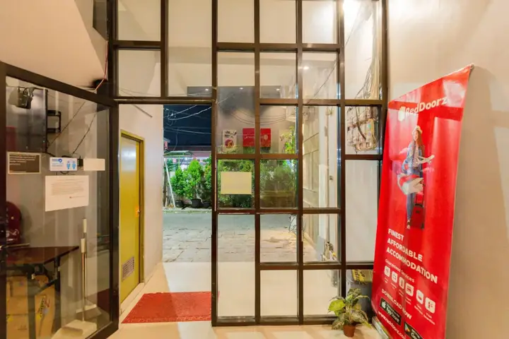Сурабая: RedDoorz @ Manukan Surabaya
