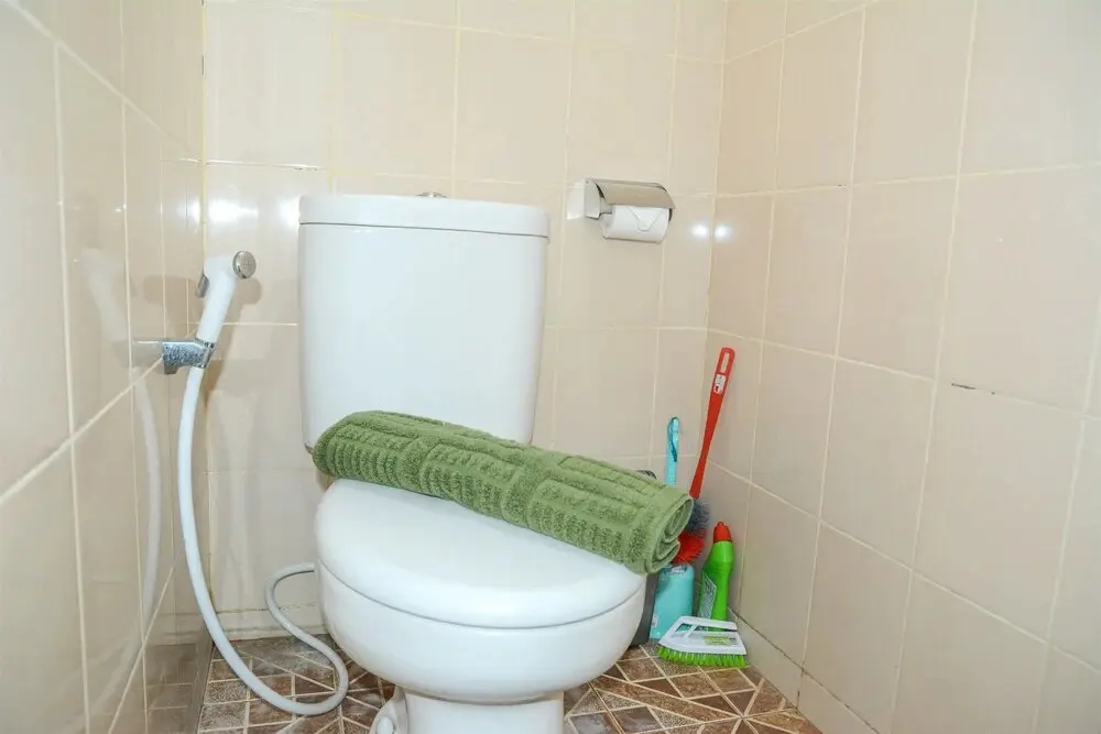 Джакарта: Modern 2BR Puri Park View Apartment Near Lippo Puri