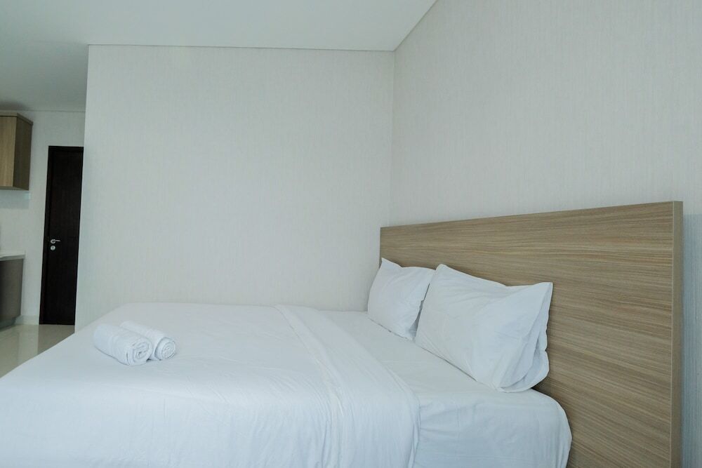Южный Тангеранг: Modern Brooklyn Studio Apartment near IKEA Alam Sutera