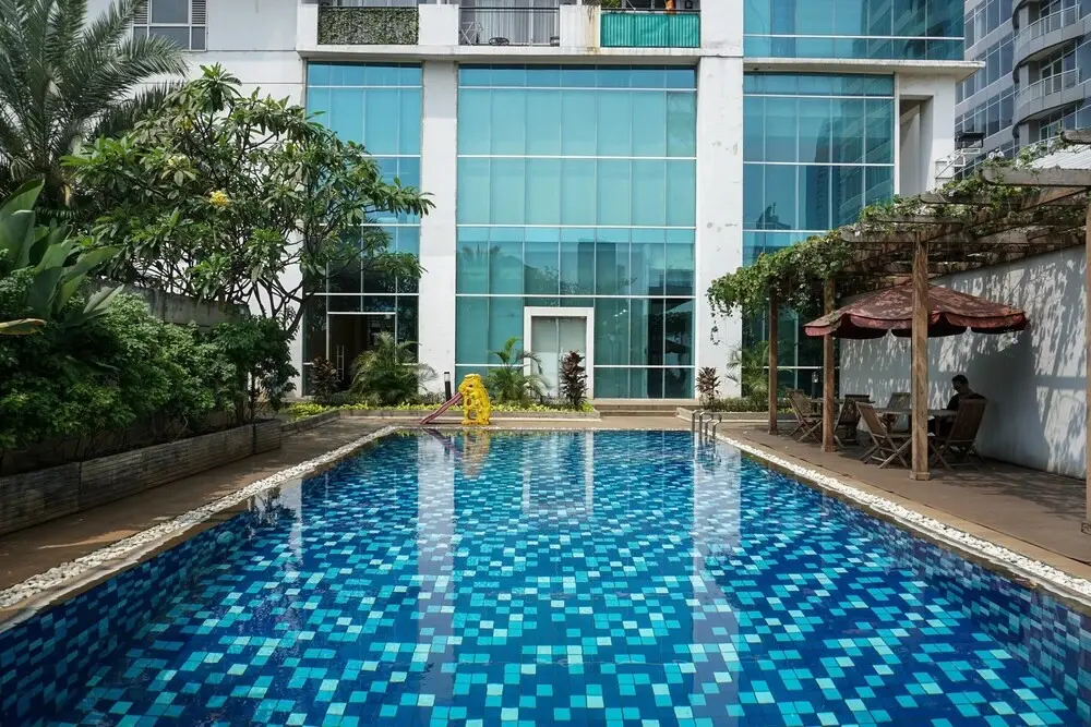 Джакарта: Spacious 3BR Ambassade Residences Apartment near Kuningan