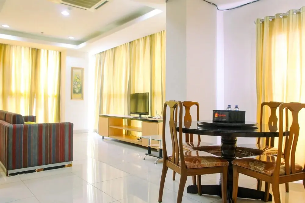 Джакарта: Very Spacious 3BR at Sunter Park View Apartment