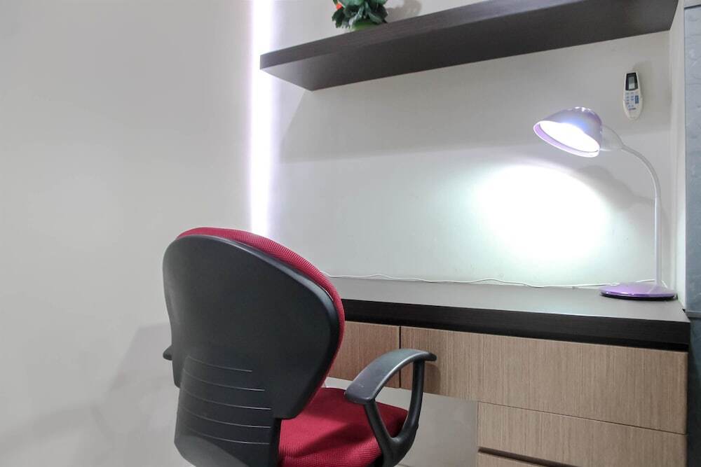 Джакарта: Best View 1BR at Kemang Mansion Apartment