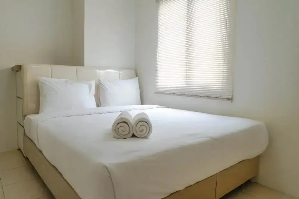 Сурабая: Comfortable 2BR Apartment at Pavilion Permata