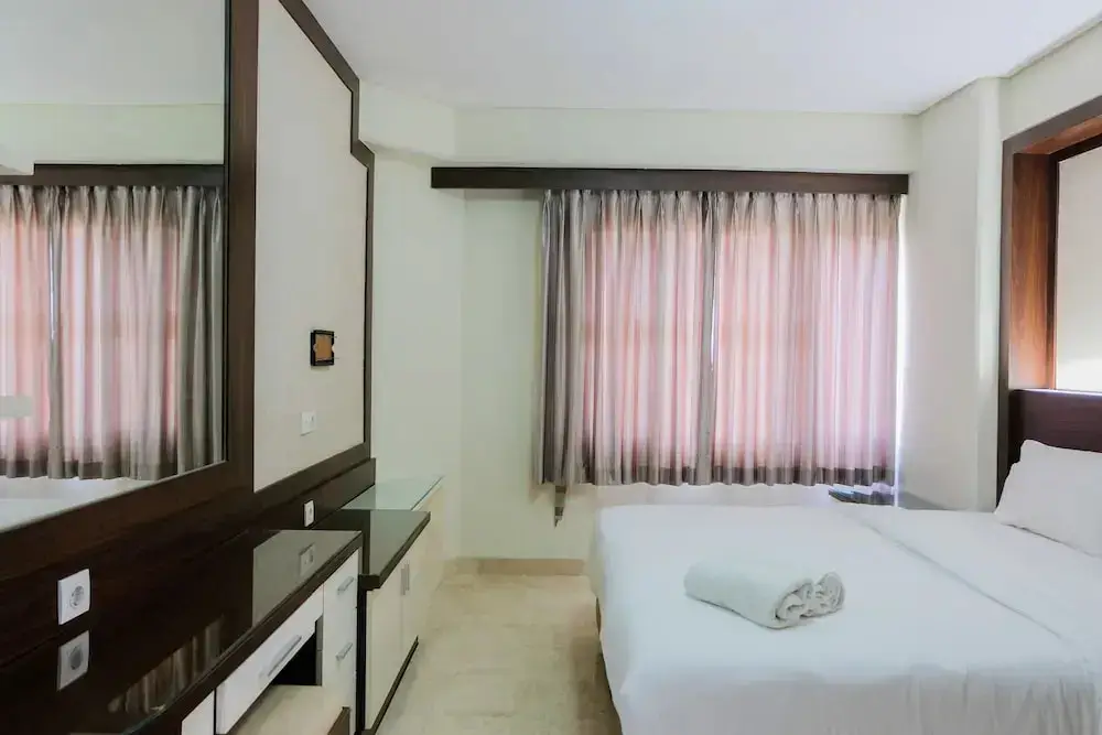 Тангеранг: Homey and Relaxing 2BR @ Kondominium Golf Karawaci Apartment