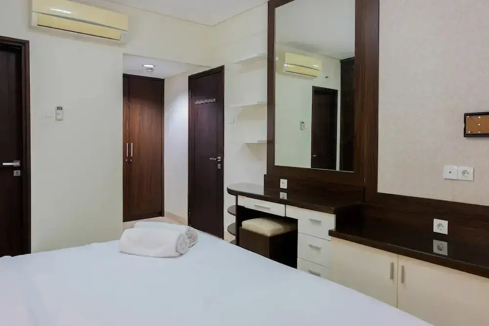 Тангеранг: Homey and Relaxing 2BR @ Kondominium Golf Karawaci Apartment