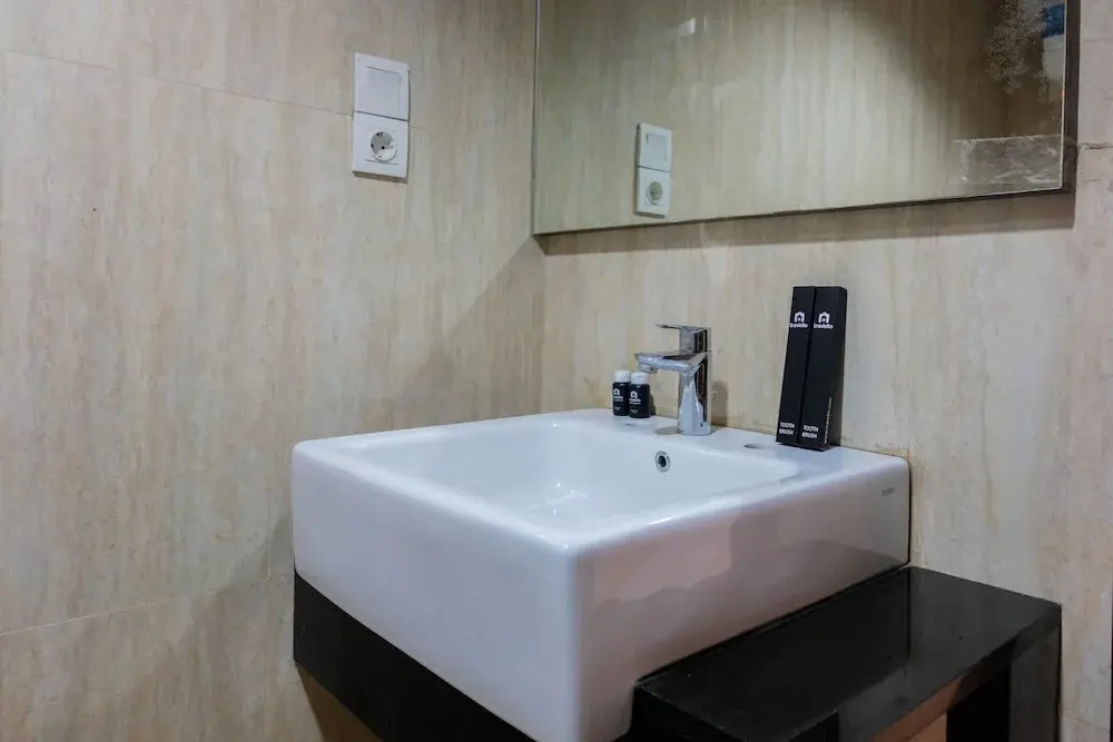 Тангеранг: Homey and Relaxing 2BR @ Kondominium Golf Karawaci Apartment