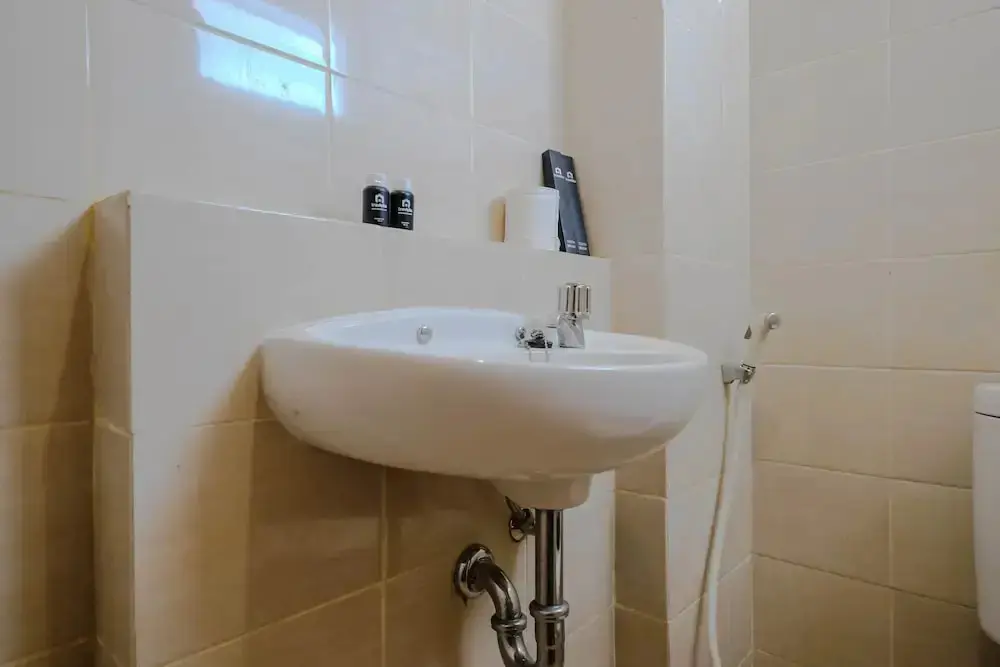 Джакарта: 2BR Apartment with Sofa Bed at Casablanca East Residences