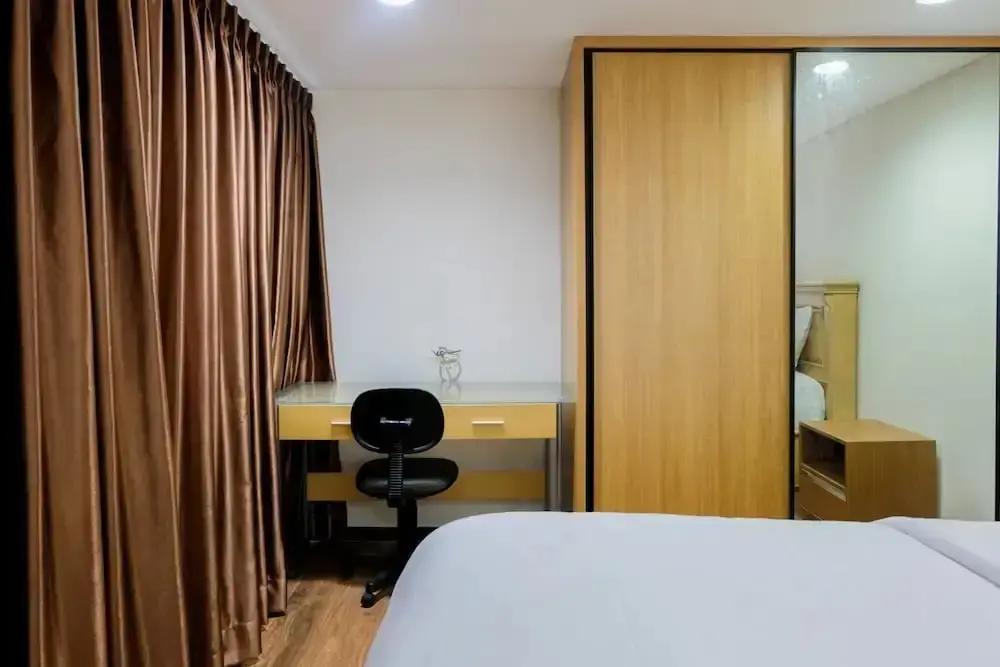Южный Тангеранг: New Furnished 1BR SOHO with Sofa Bed at Brooklyn Apartment