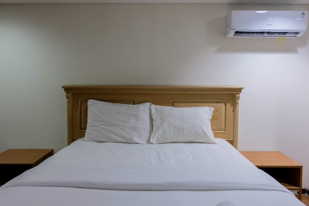Южный Тангеранг: New Furnished 1BR SOHO with Sofa Bed at Brooklyn Apartment