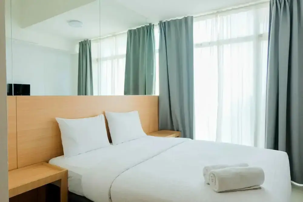 Тангеранг: Modern Studio Tree Park City Apartment