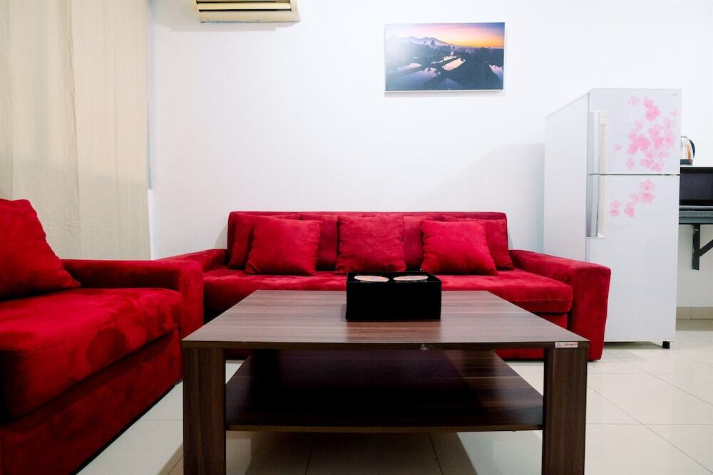Джакарта: Modern 1BR at Kuningan Place Apartment near Shopping Mall