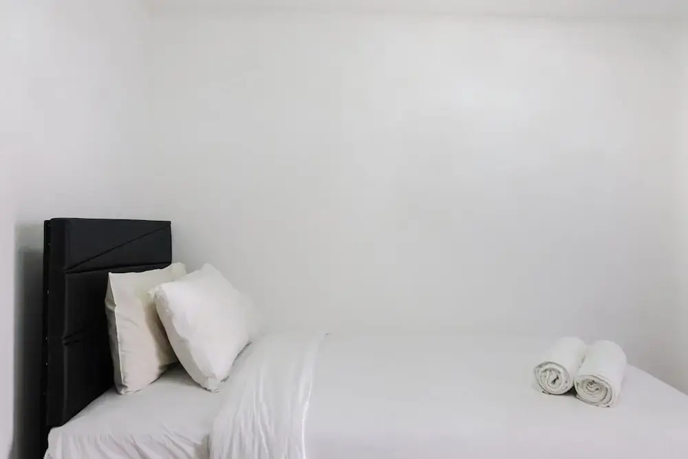 Legok: Contemporer Studio Apartment M-Town Residence near Summarecon Mall Serpong