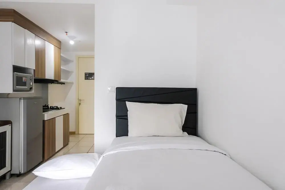 Legok: Contemporer Studio Apartment M-Town Residence near Summarecon Mall Serpong