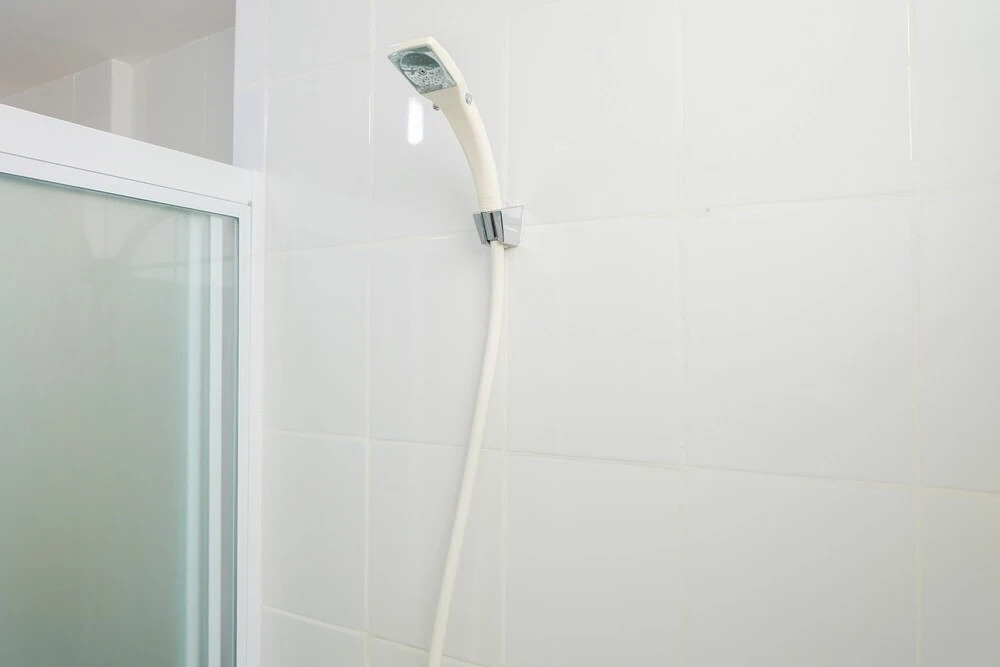 Джакарта: Relaxing 3BR Apartment at Bassura City near Shopping Mall