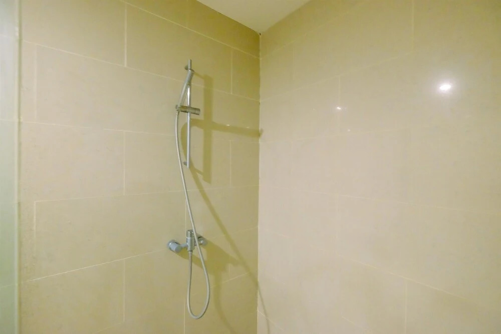 Джакарта: Strategic 1BR Casa Grande Apartment near Kota Kasablanka Mall