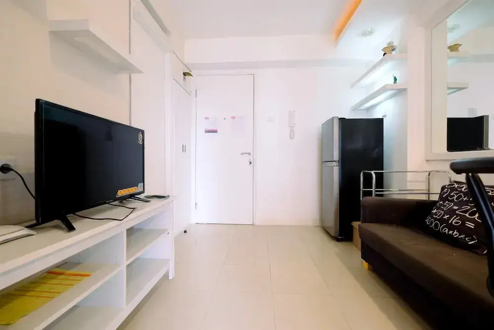 Джакарта: Best Price 2BR Bassura City Apartment