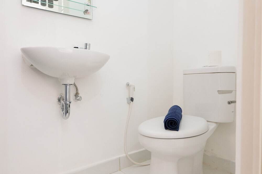 Тангеранг: Cozy Studio (No Kitchen) Apartment at Aeropolis Residence