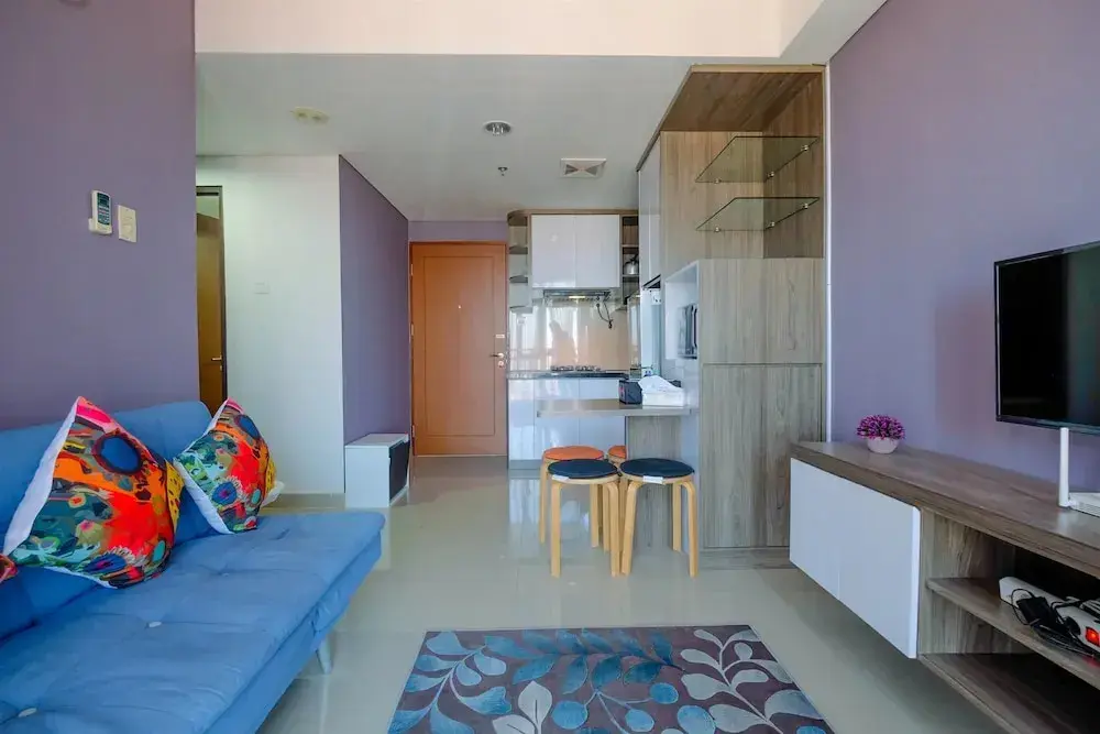 Джакарта: Modern and Cozy 2BR Royal Olive Apartment
