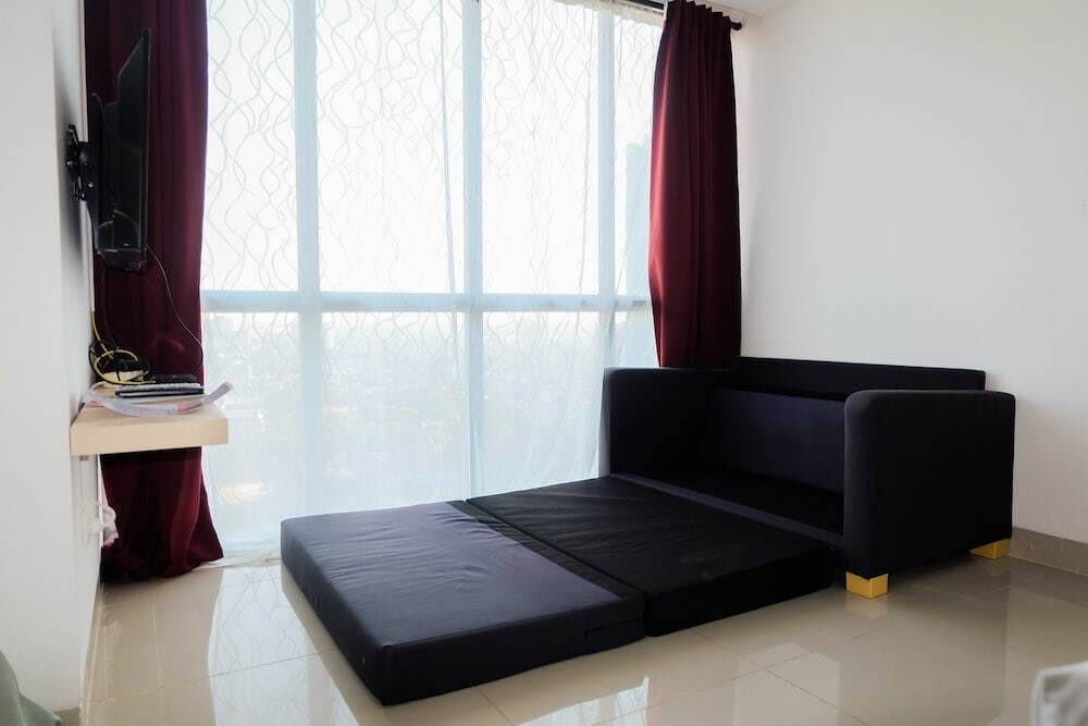 Джакарта: City View Studio Apartment at H Residence MT Haryono