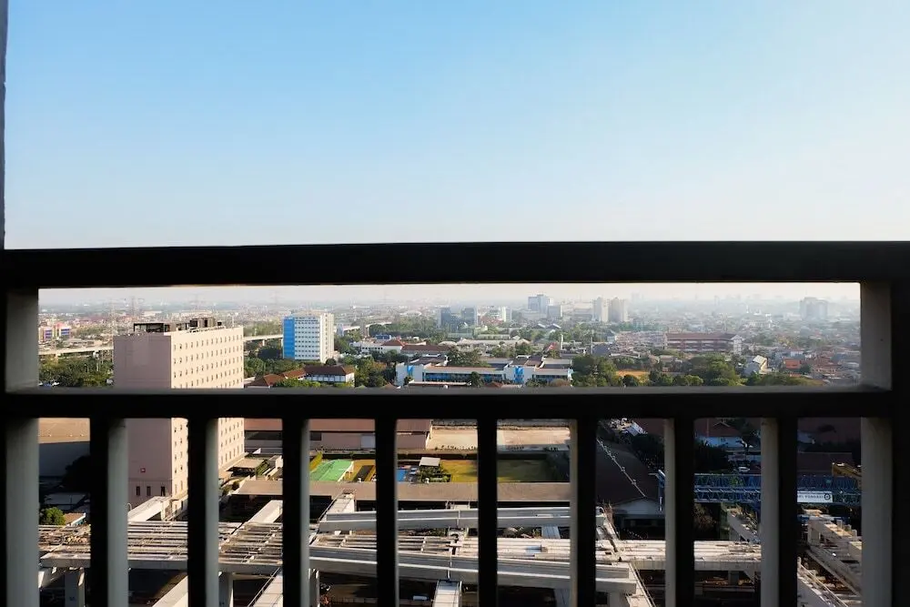 Джакарта: City View Studio Apartment at H Residence MT Haryono