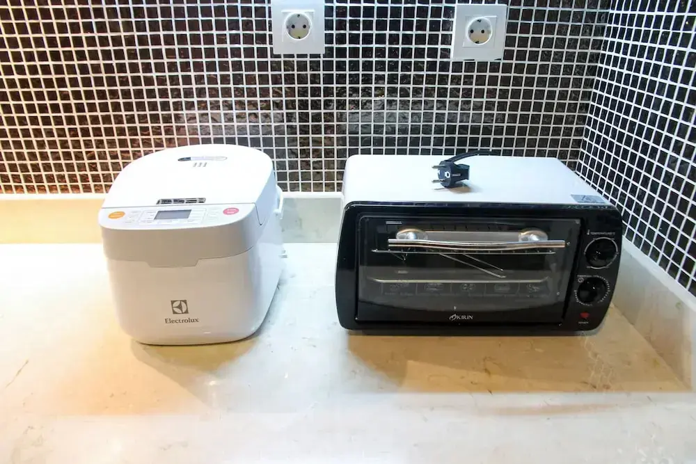 Джакарта: Elegant Studio Kemang Village Apartment
