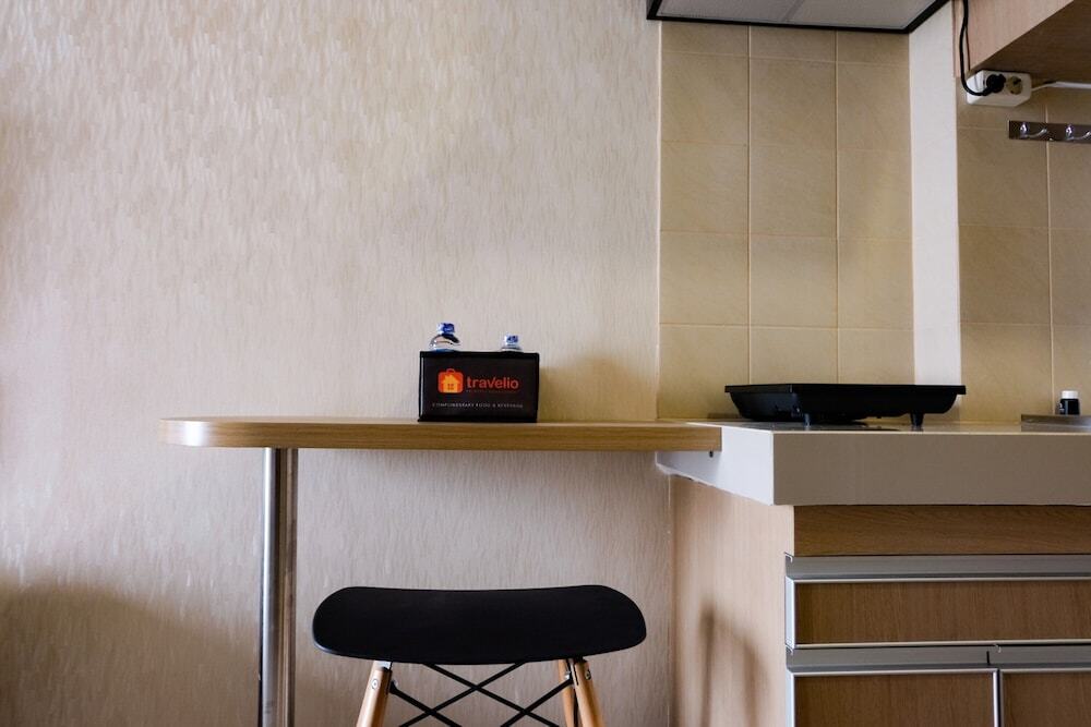 Южный Тангеранг: Modern Studio with City View Parkland Avenue Apartment