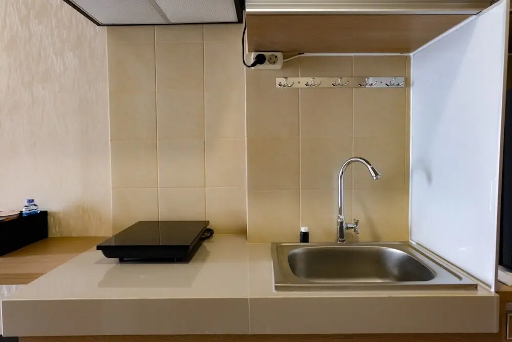 Южный Тангеранг: Modern Studio with City View Parkland Avenue Apartment