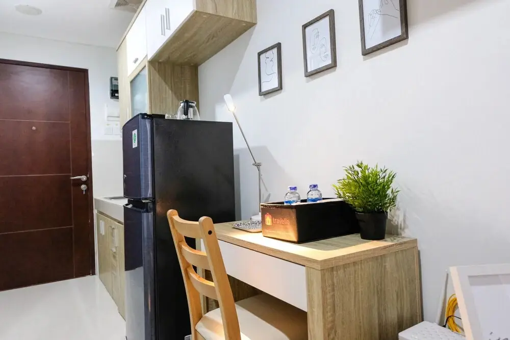Тангеранг: Cozy Studio Apartment with Smart TV at Springwood Residence