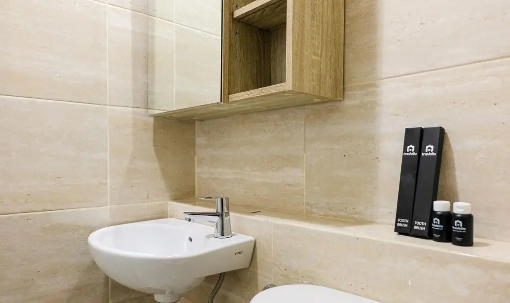 Тангеранг: Cozy Studio Apartment with Smart TV at Springwood Residence
