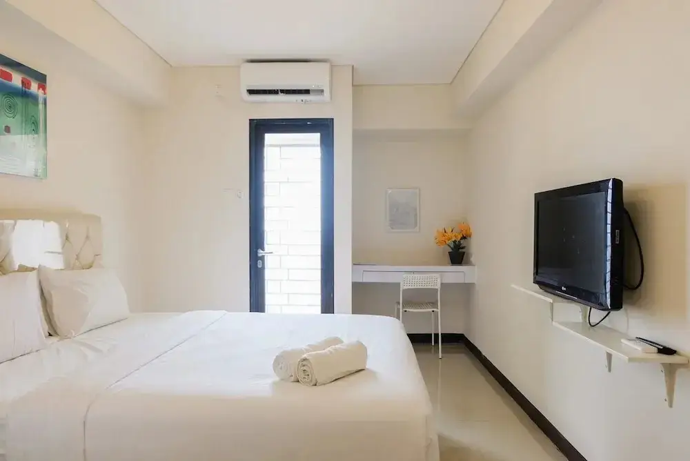 Тангеранг: New Furnished Studio Room @ 19 Avenue Apartment