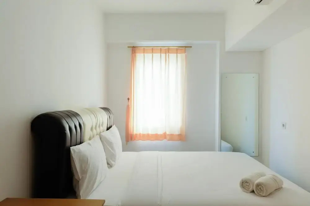 Тангеранг: Comfy 2BR (No Kitchen) Apartment at Aeropolis Crystal Residence