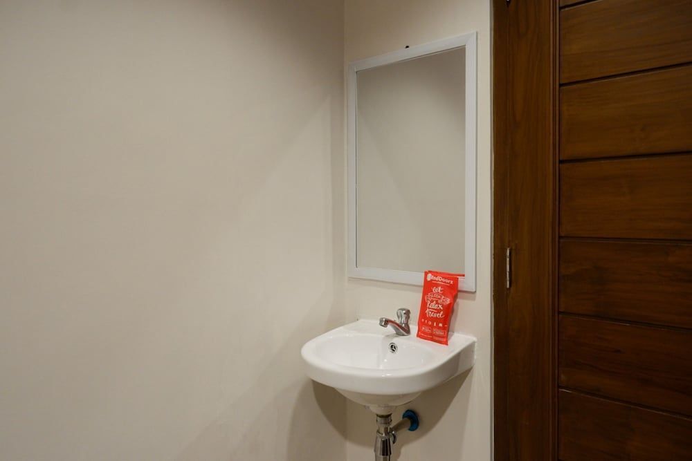 Слеман: RedDoorz near Sleman City Hall 2