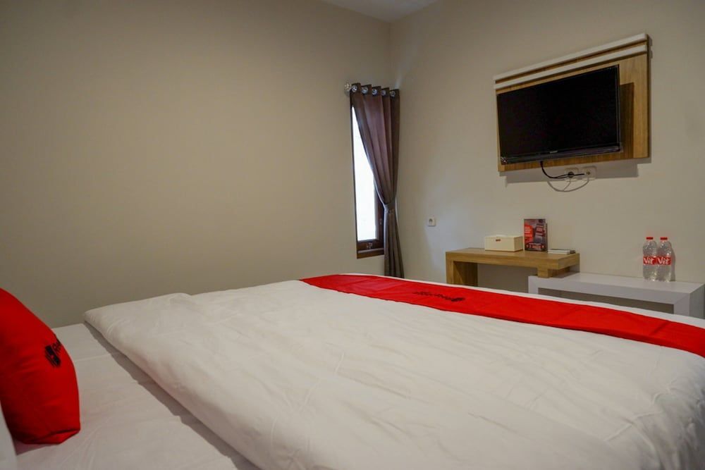 Слеман: RedDoorz near Sleman City Hall 2